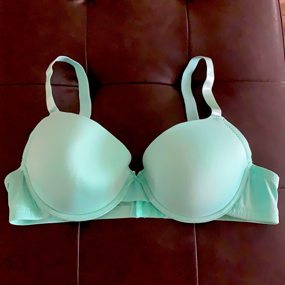 🌸. 385-49-  Emma wire bra mint green